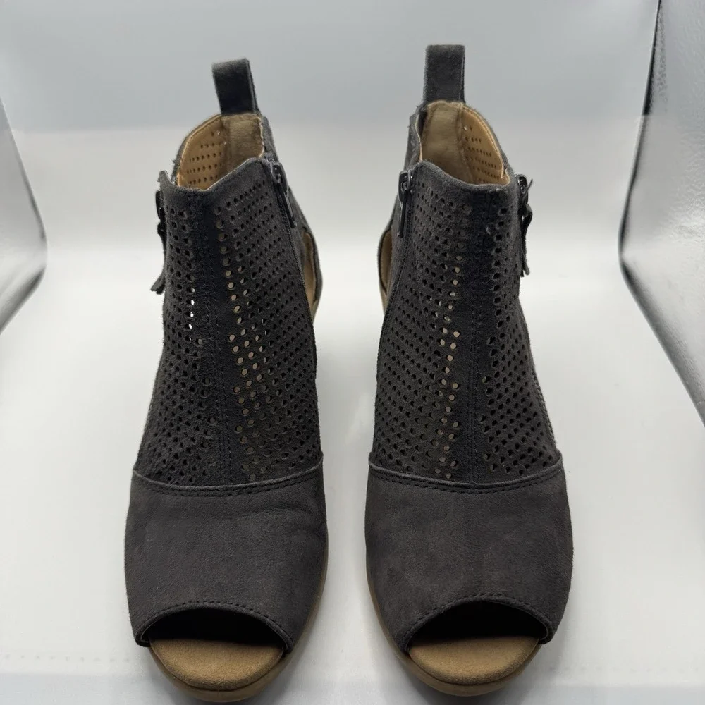 Earth Booties Ankle Cosmos Womens Size 6.5B Gray Suede Open Toe Wedge Zip Casual